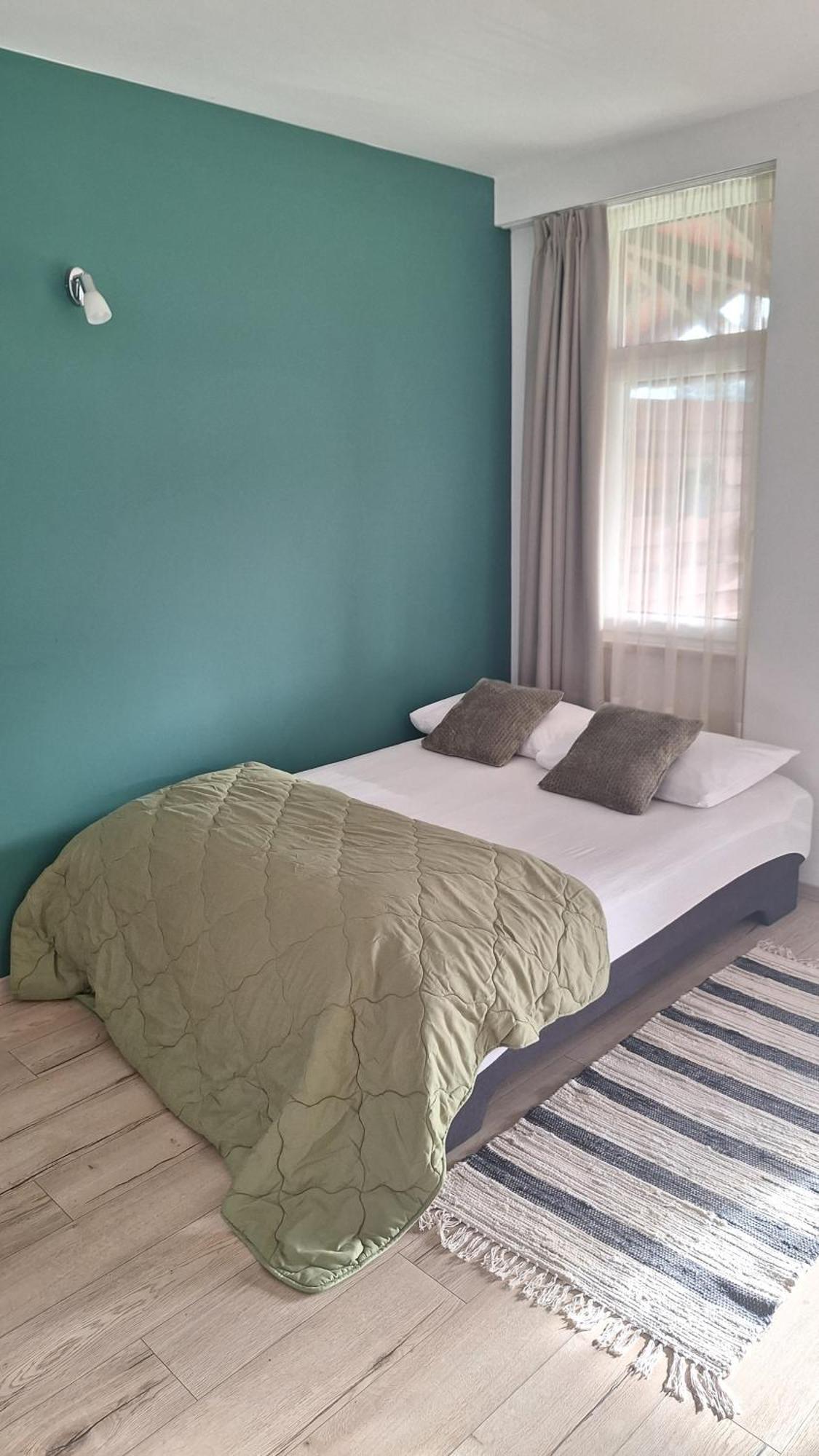Guest House Flora Pazin Esterno foto